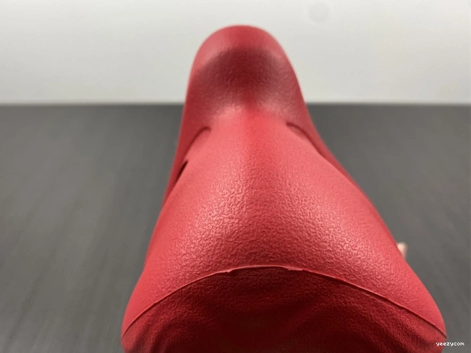 Yeezy Red Foam CW3355 Adidas 0817